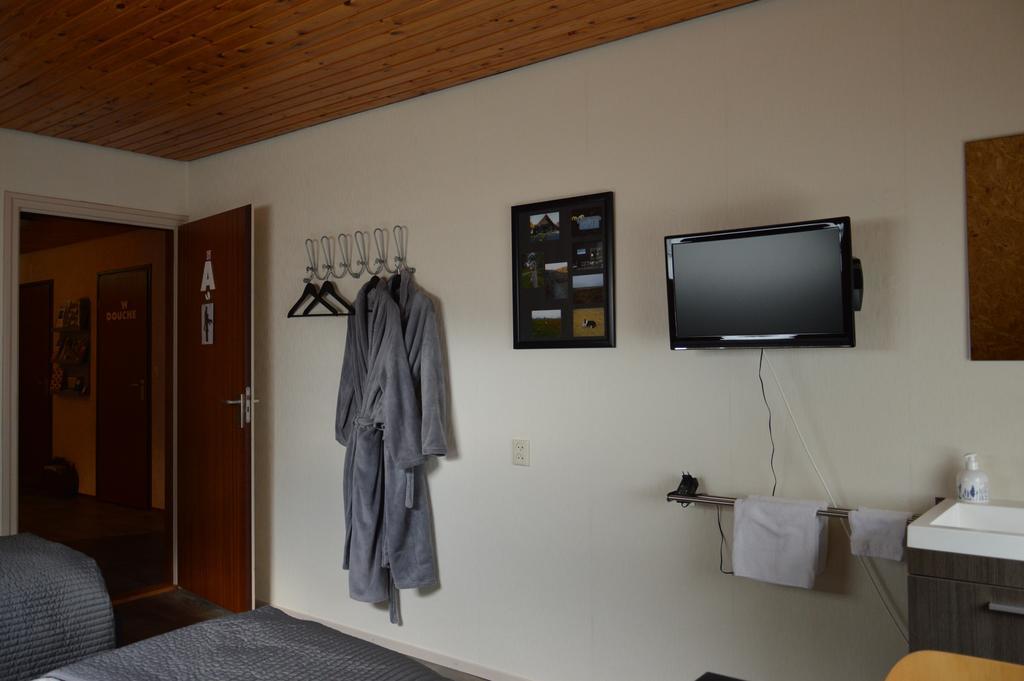 De Pompstee Rolde Bed & Breakfast Ruang foto
