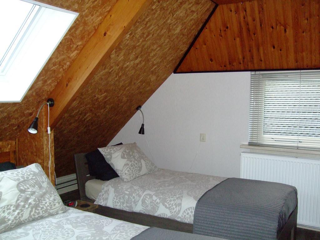 De Pompstee Rolde Bed & Breakfast Bagian luar foto