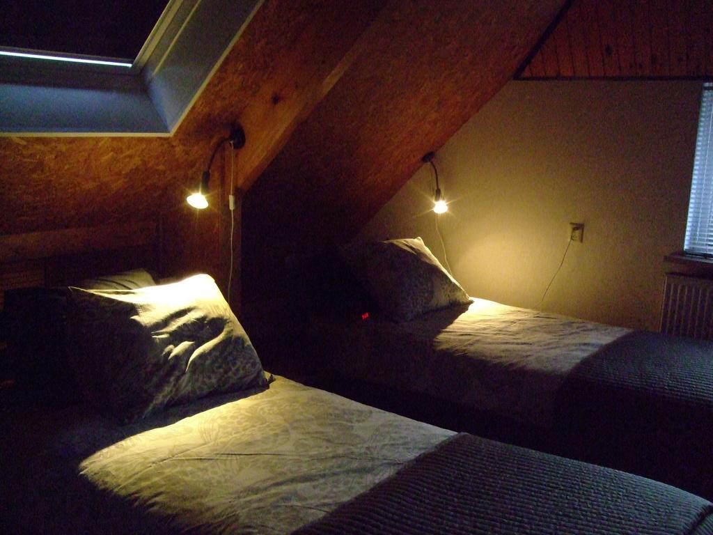 De Pompstee Rolde Bed & Breakfast Bagian luar foto