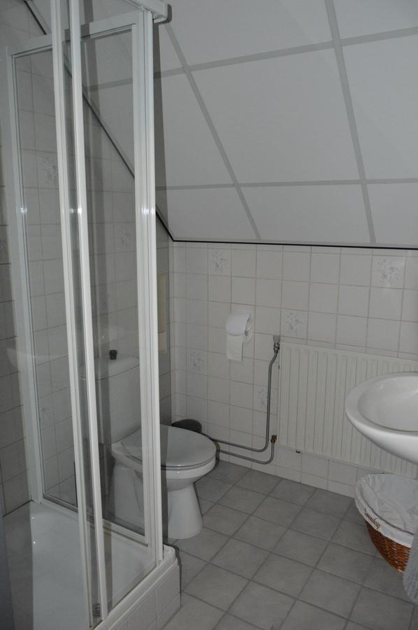 De Pompstee Rolde Bed & Breakfast Bagian luar foto
